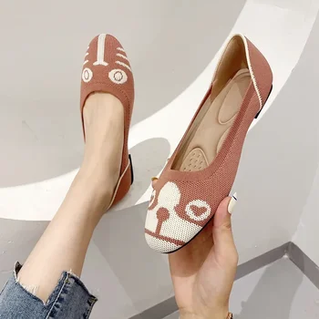 Respirável Sapatos de Gato e de Cão Série do Dedo do pé Redondo Raso Boca Único Sapato de Mulheres Casual Conforto de Malha e Sapatos 2024