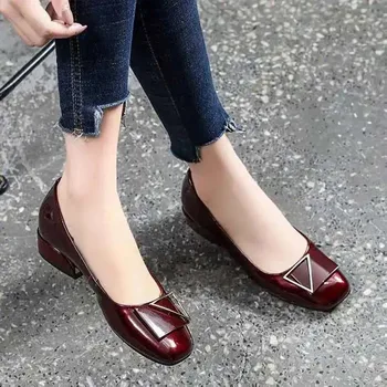 Cresfimix Zapatos Mujer Mulheres da Moda Preto Redondo Toe Escorregar no Office Praça de Sapatos de Salto Senhora Vinho Vermelho Conforto de Verão Bombas A9345