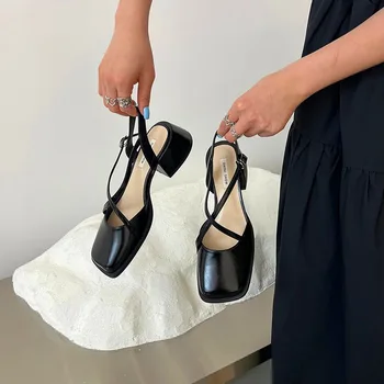 Prata Mary Jane Shoes Mulheres de Verão de salto Alto francês Sandálias de Dedo do pé Quadrado Cruz do Dedo do pé de Volta Vazia Único Sapatos Mulheres